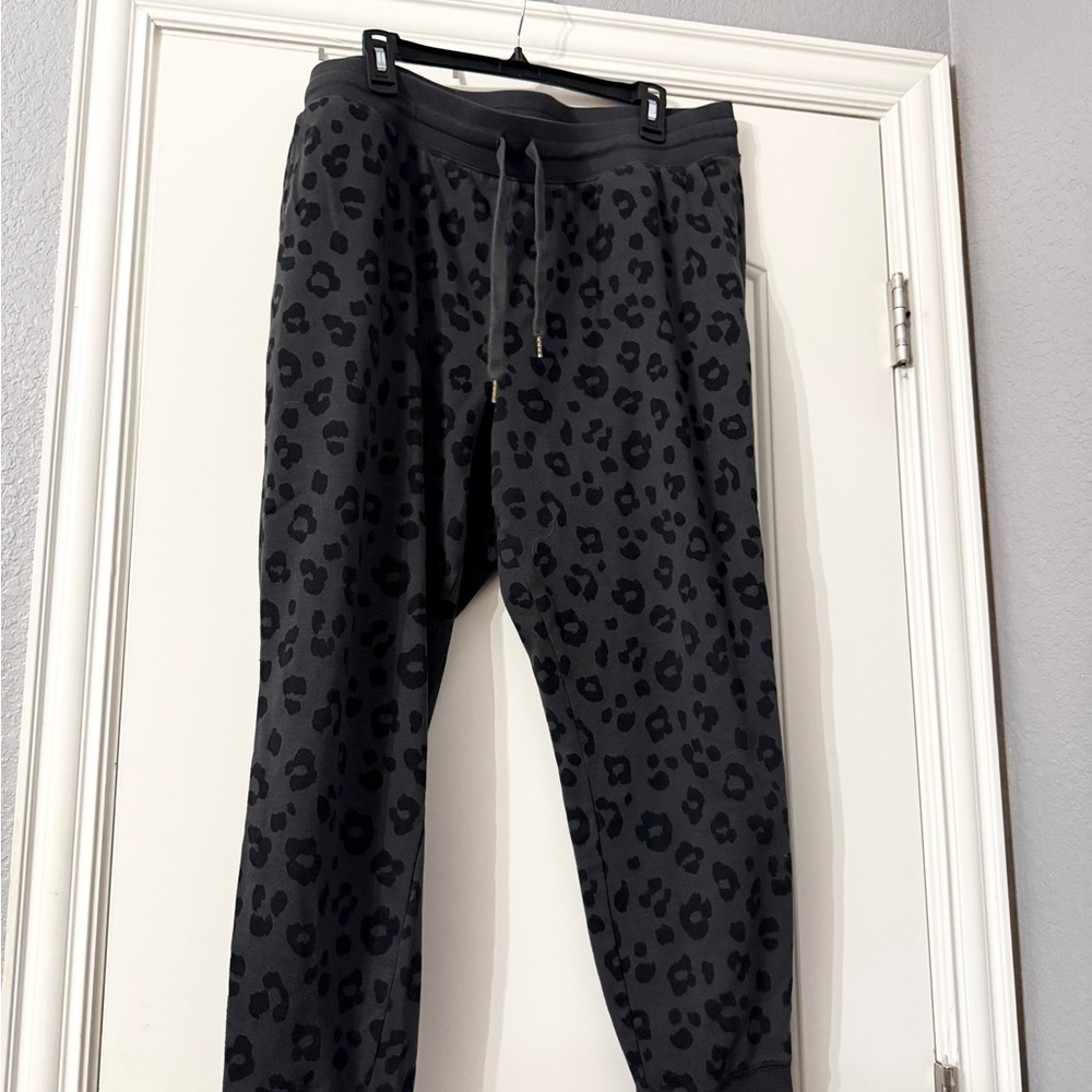 Old Navy Gray Leopard Print Joggers